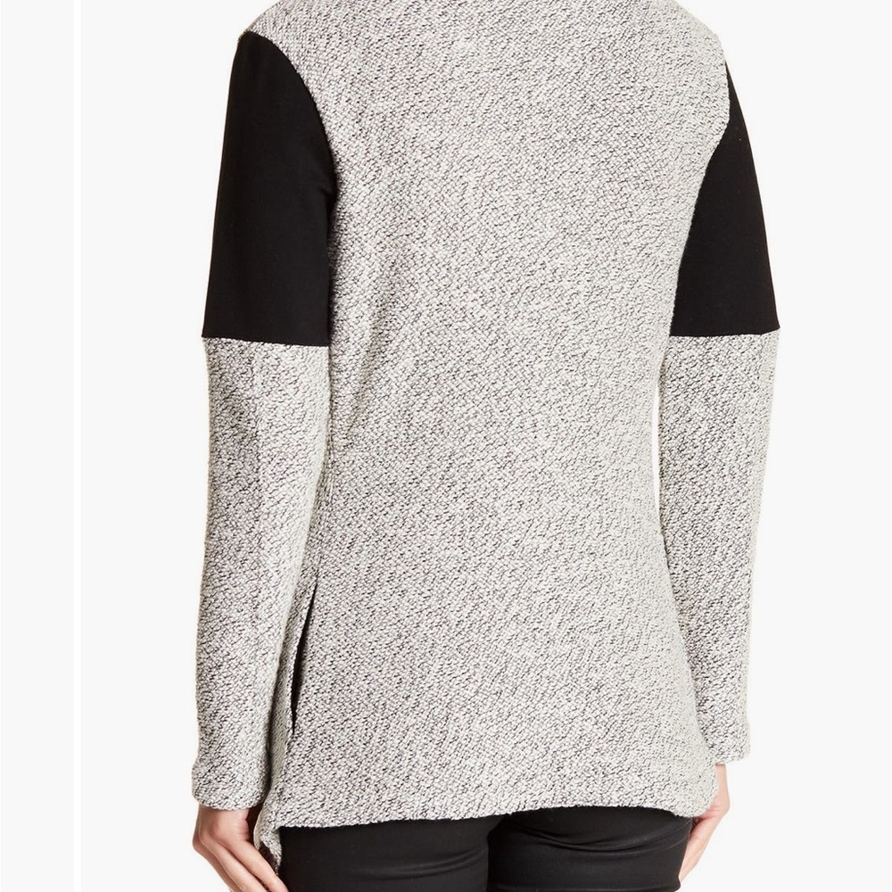Women's Black and Gray Sweater from Nordstrom